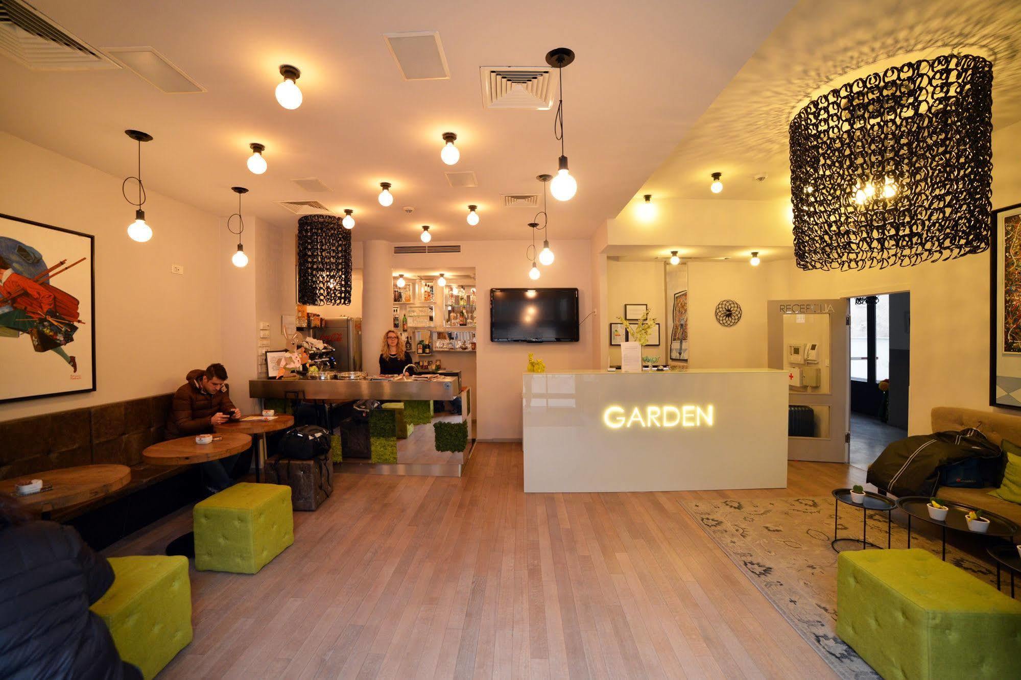 Garden Hotel Zagreb Exterior photo